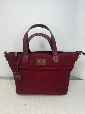 RADLEY LONDON Quilted Tote in Deep Burgundy